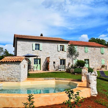 Cottage Al Merlo Olivo Buje Exterior photo