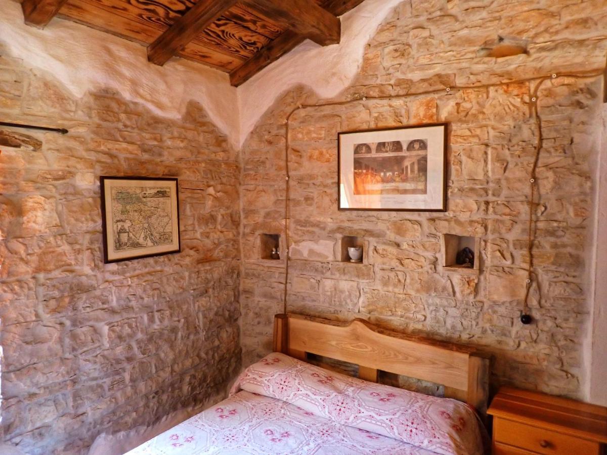Cottage Al Merlo Olivo Buje Exterior photo